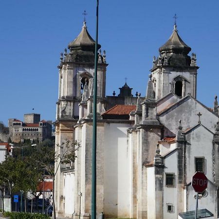 Two Churches Apartment Leiria Ngoại thất bức ảnh